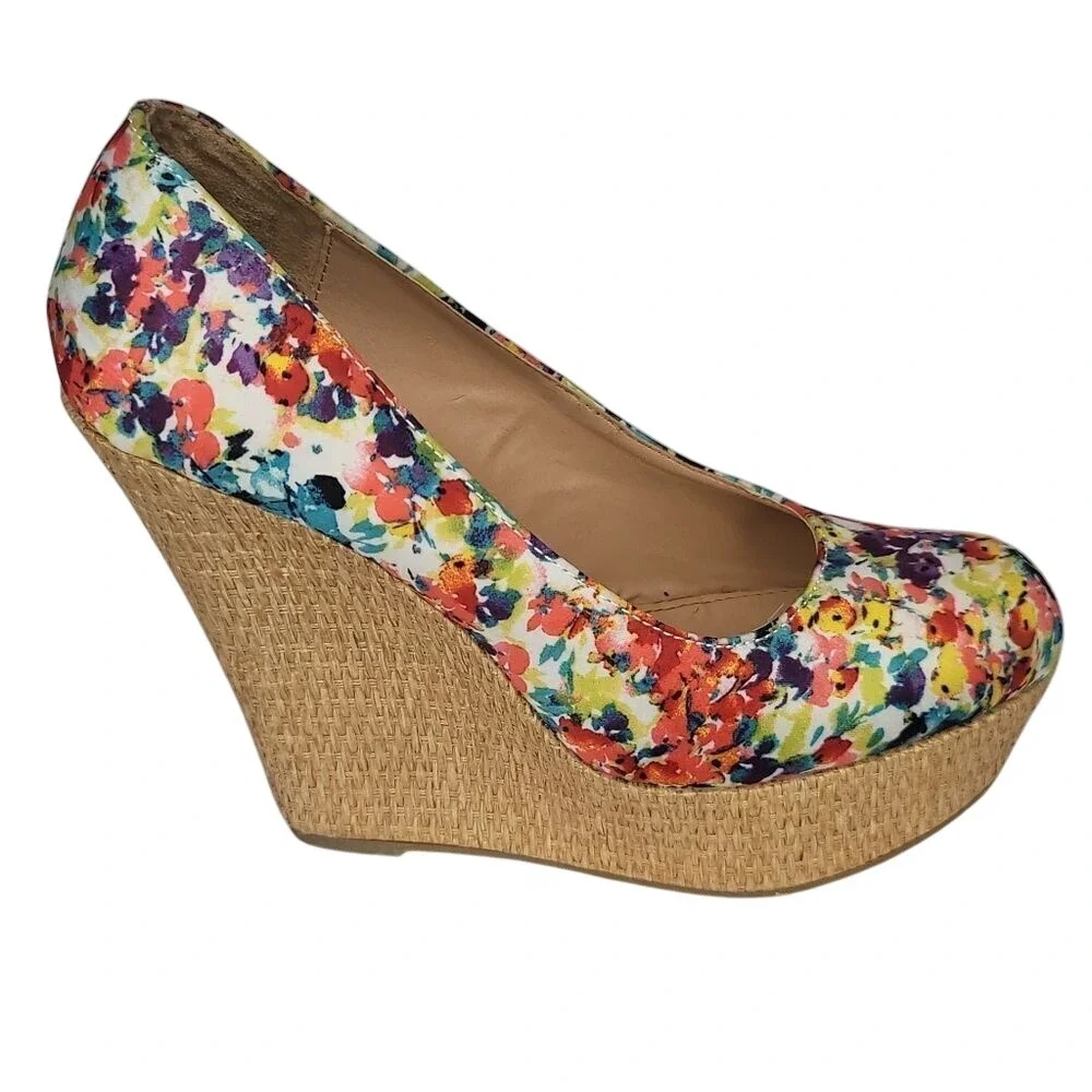 Brash Summer Wildflower Platform Closed Toe‎ Shoes